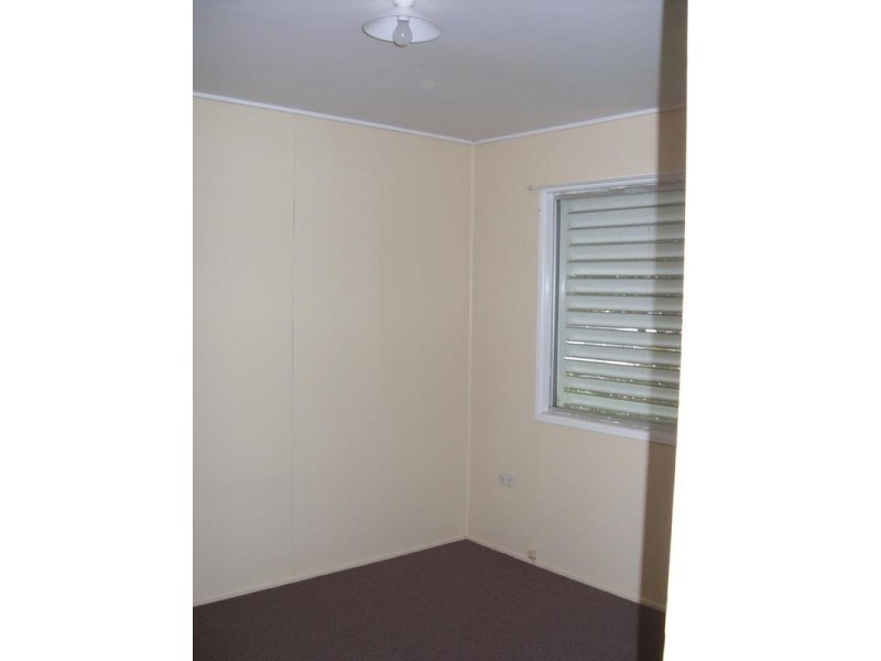 3/2 Archibald St, Dalby QLD 4405