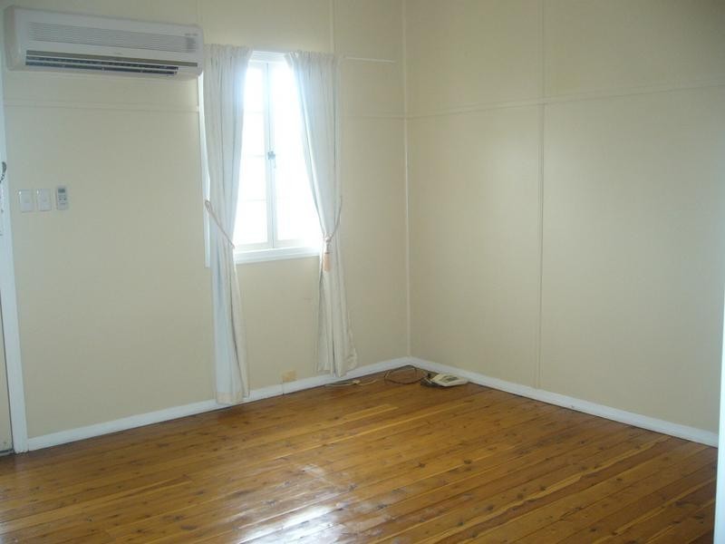 75 Edward Street, Dalby QLD 4405