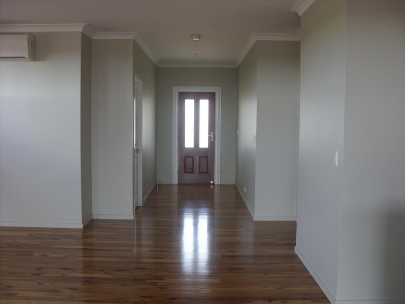 32 Diggers Drive, Dalby QLD 4405