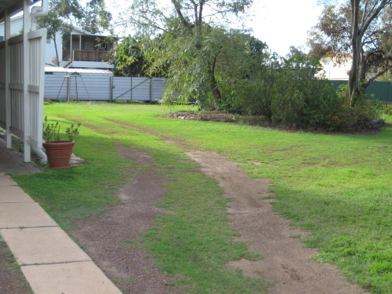 37 Hospital Road, Dalby QLD 4405