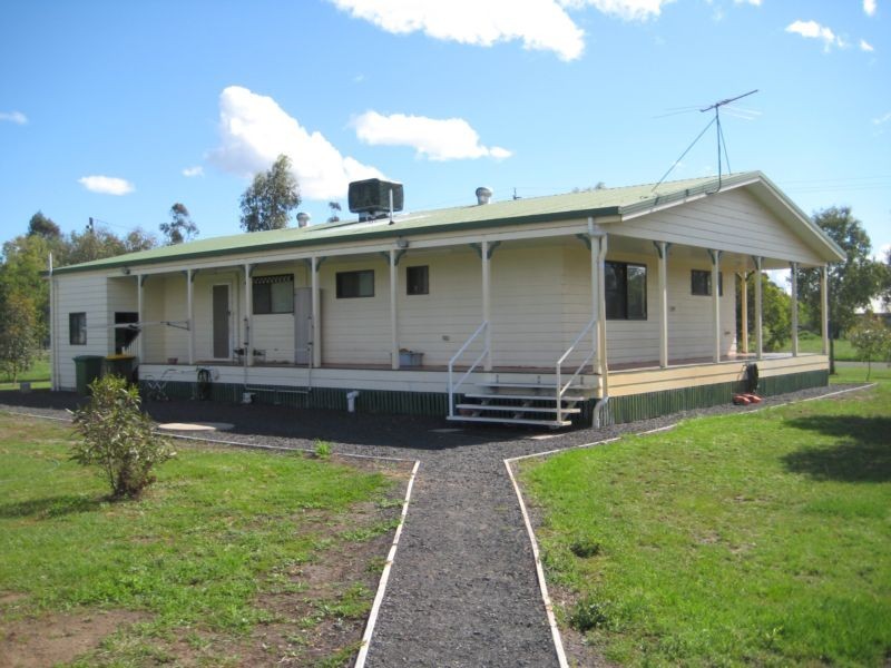 151 Oakwood Street, Dalby QLD 4405