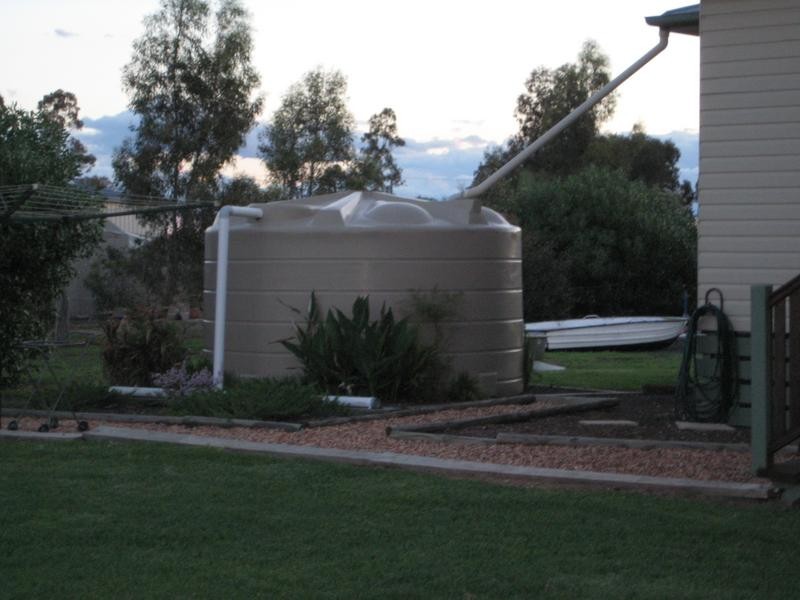 25 Hedge Road, Dalby QLD 4405