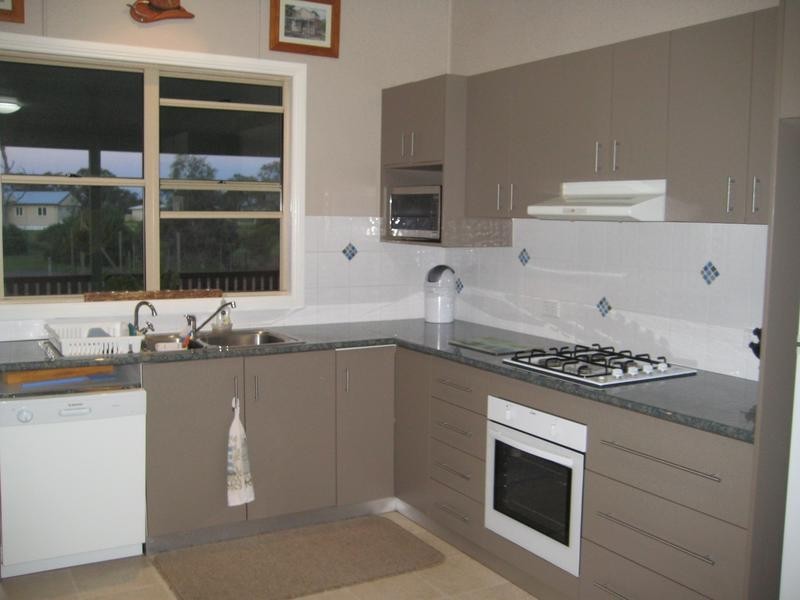 25 Hedge Road, Dalby QLD 4405