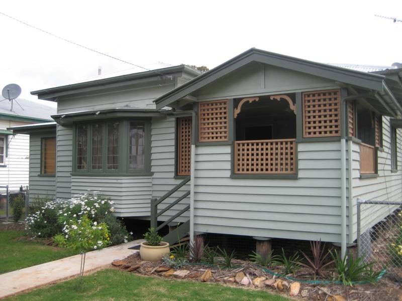 84 High Street, Jandowae QLD 4410