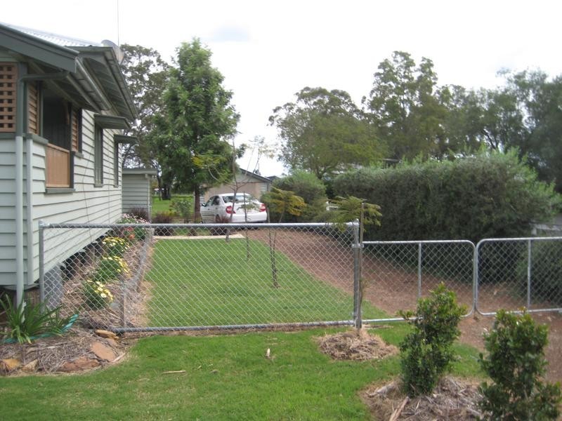 84 High Street, Jandowae QLD 4410
