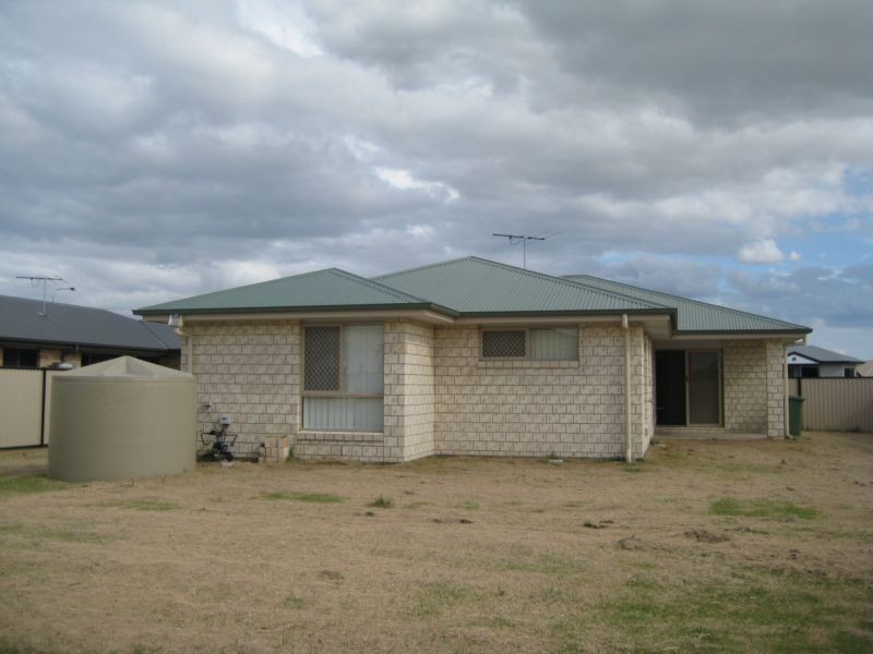 61 Diggers Drive, Dalby QLD 4405