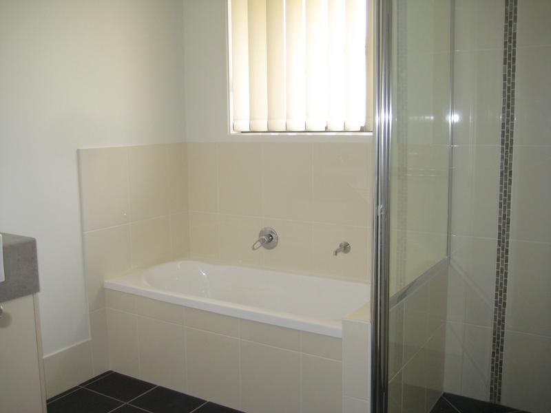 1/13 Alfred Street, Dalby QLD 4405