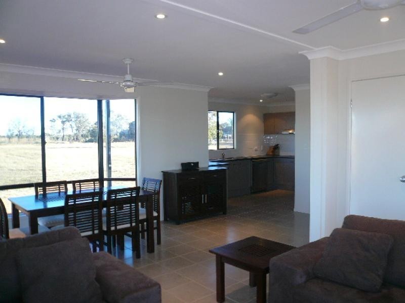 6 Henry Court, Tara QLD 4421
