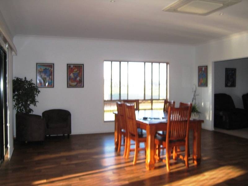 44 Southern Cross Drive, Dalby QLD 4405