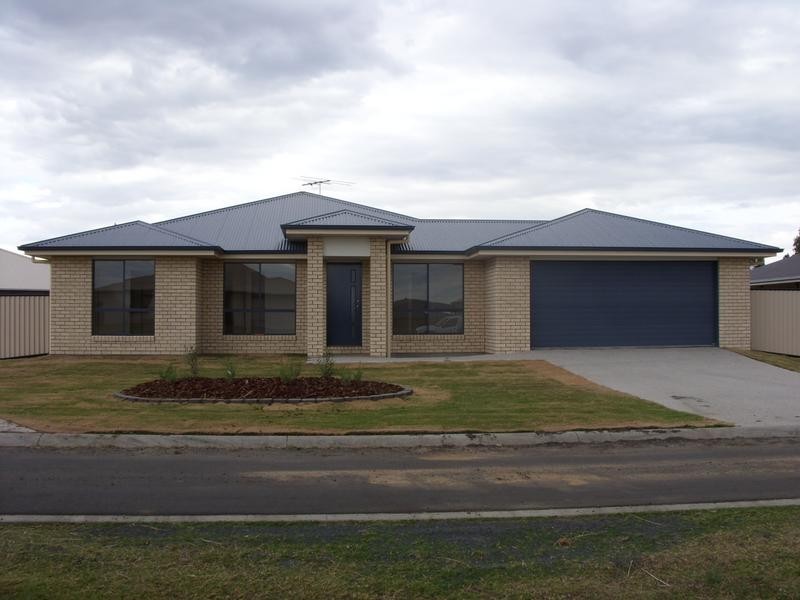 9 Diggers Dr, Dalby QLD 4405