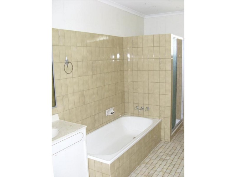 1/170a Cunningham St, Dalby QLD 4405