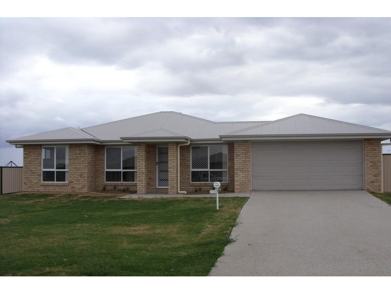 1 Paper Court, Dalby QLD 4405