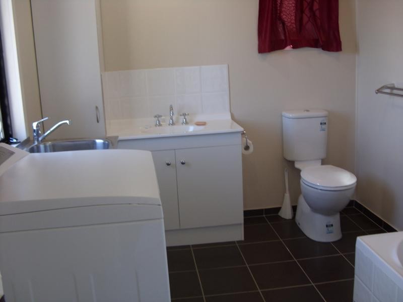 3/3a Ellen Streeet, Dalby QLD 4405