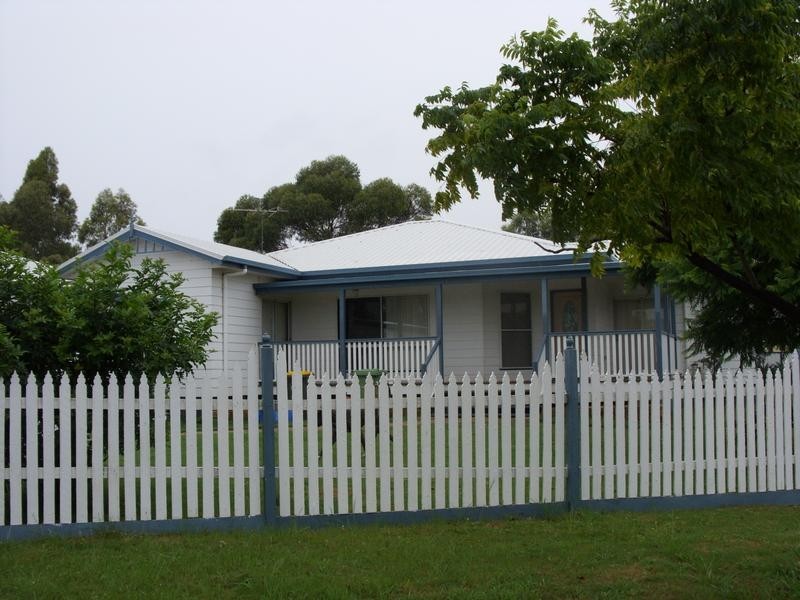 13 Azalea Street, Dalby QLD 4405