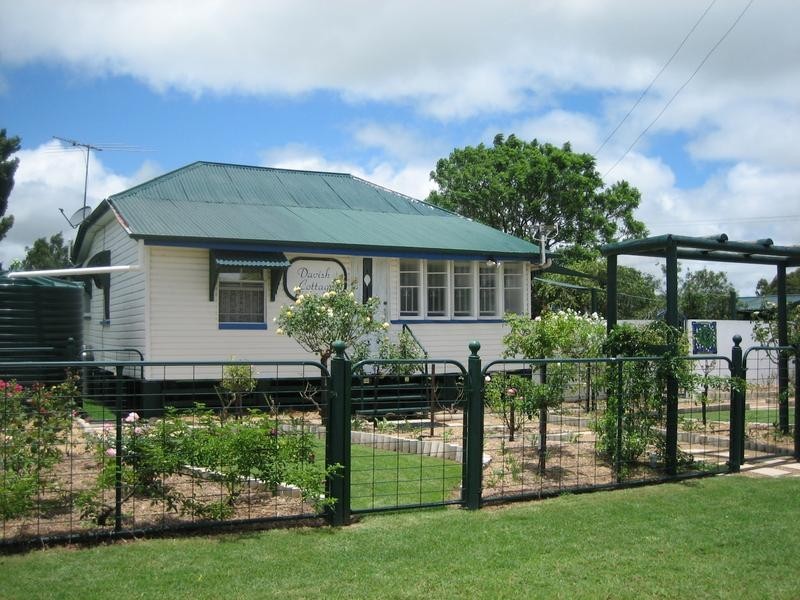 12 Margaret Street, Maclagan QLD 4352