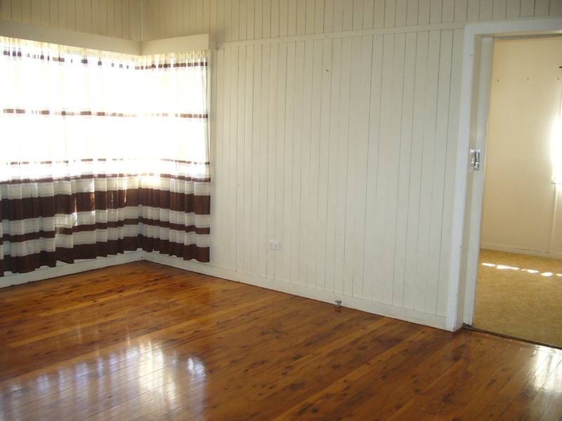 21 Palmer Street, Dalby QLD 4405