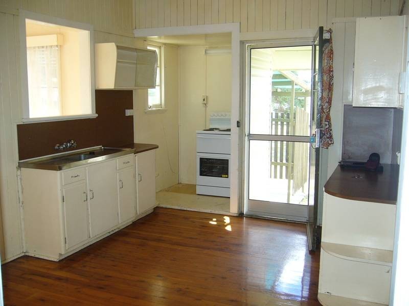 21 Palmer Street, Dalby QLD 4405