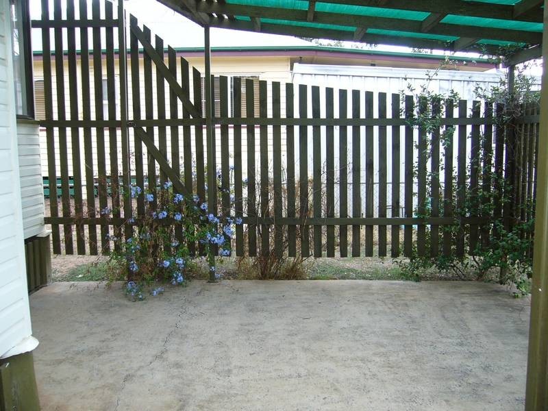 21 Palmer Street, Dalby QLD 4405