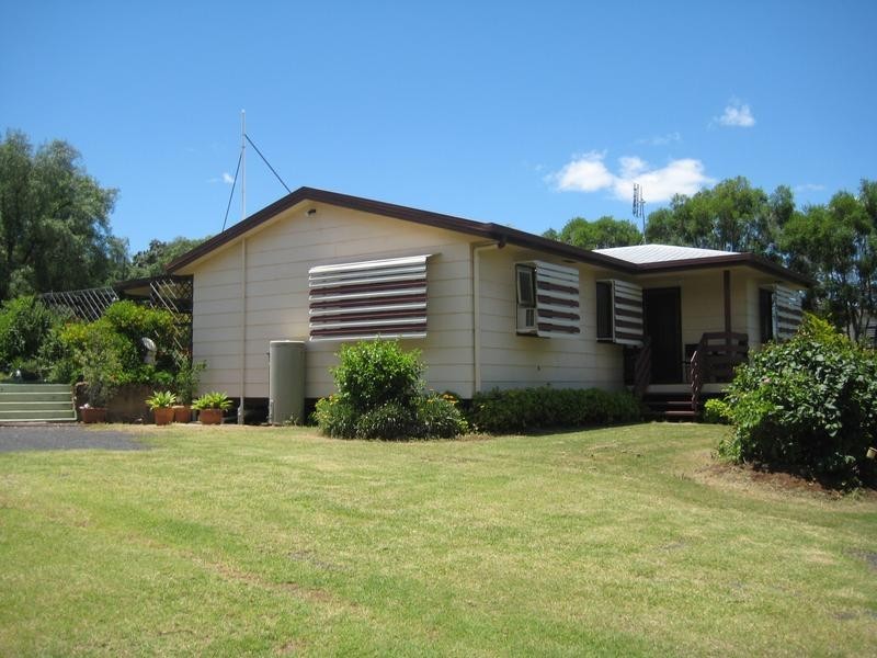69 Wallace Street, Bell QLD 4408