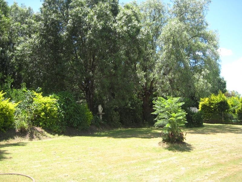 69 Wallace Street, Bell QLD 4408