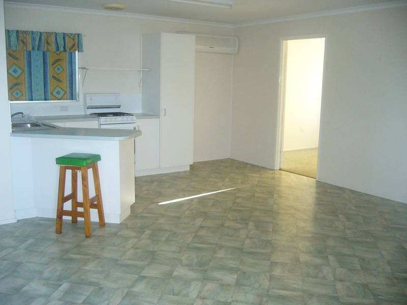 6 Raceview Dr, Dalby QLD 4405