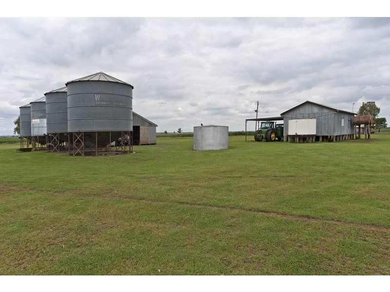 Bowenville QLD 4404