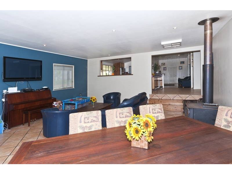 Bowenville QLD 4404