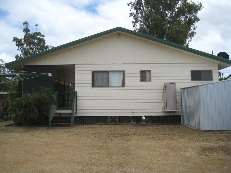 83 Arthur Street, Dalby QLD 4405