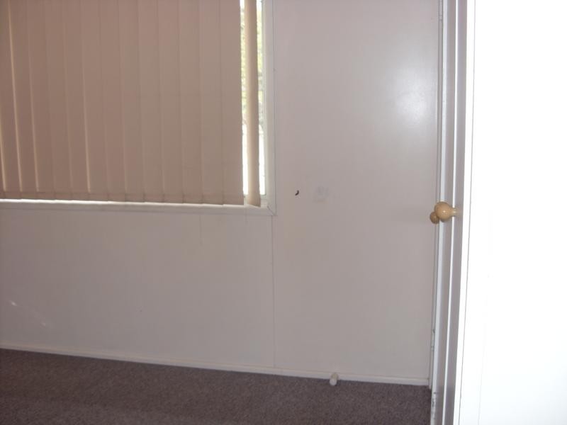 10 Leichhardt Ave, Dalby QLD 4405