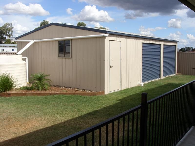 5 Sullivan Crescent, Dalby QLD 4405