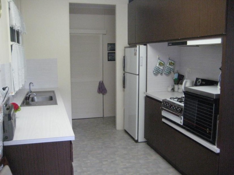 11 Knox Street, Dalby QLD 4405