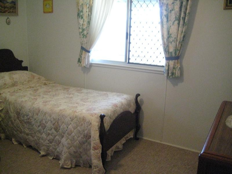 11 Knox Street, Dalby QLD 4405