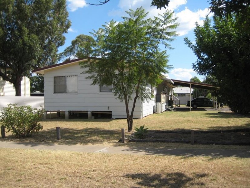 1,2 & 3/2 Archibald Street, Dalby QLD 4405