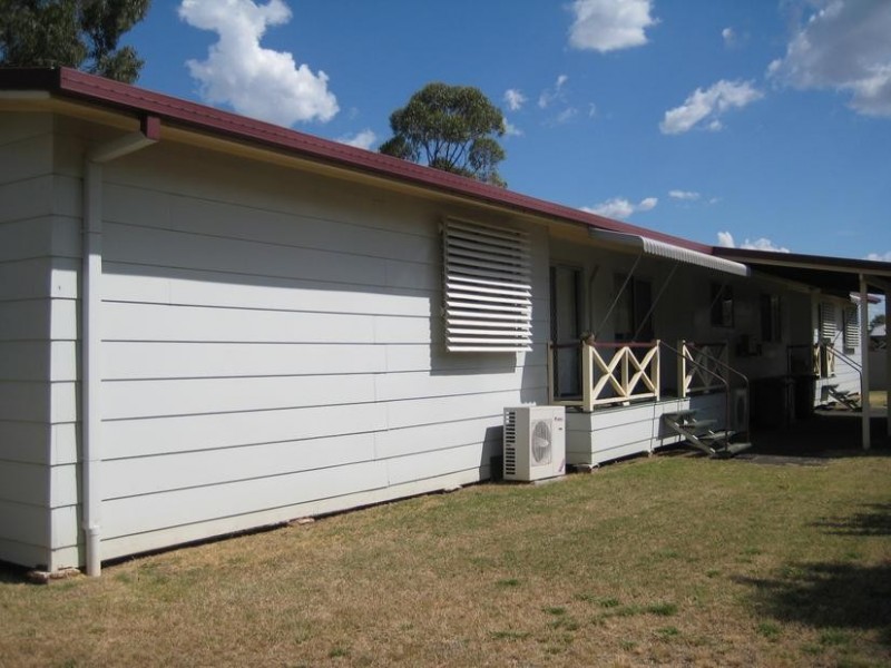 1,2 & 3/2 Archibald Street, Dalby QLD 4405