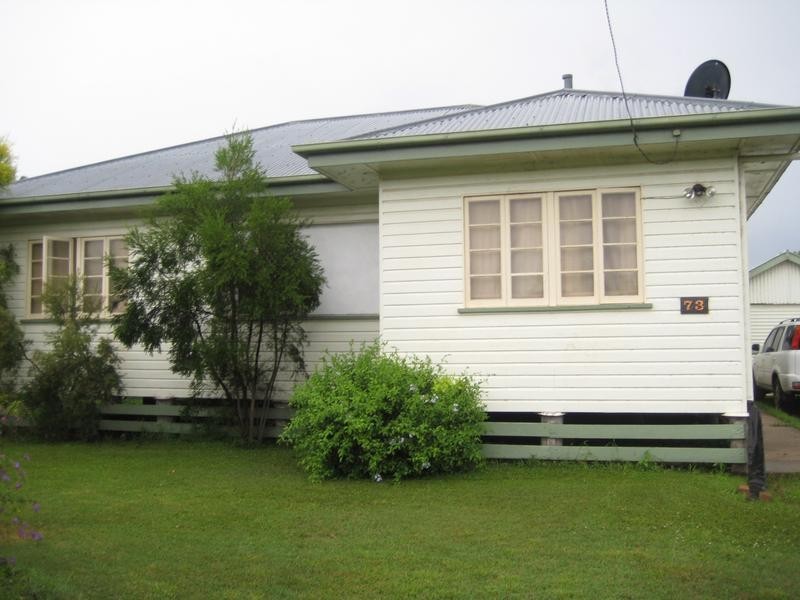73 Bunya Street, Dalby QLD 4405