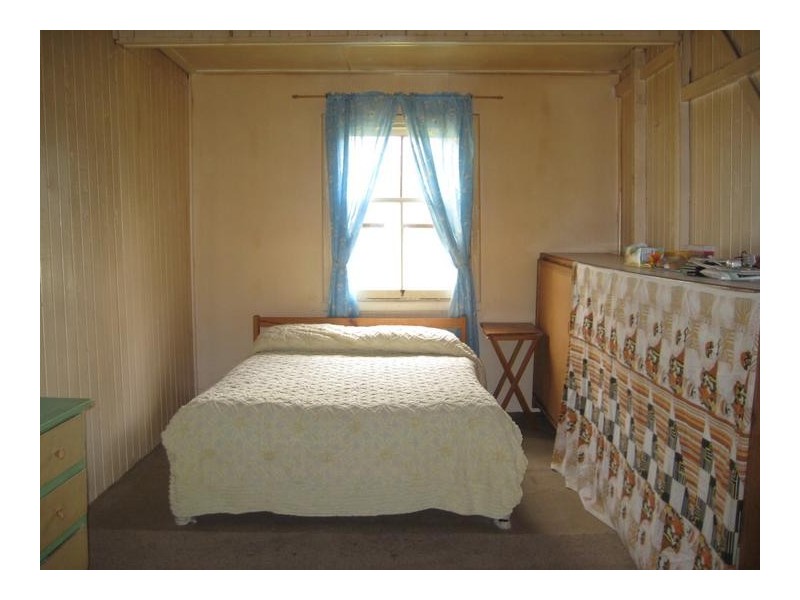 21 Albert Street, Jandowae QLD 4410