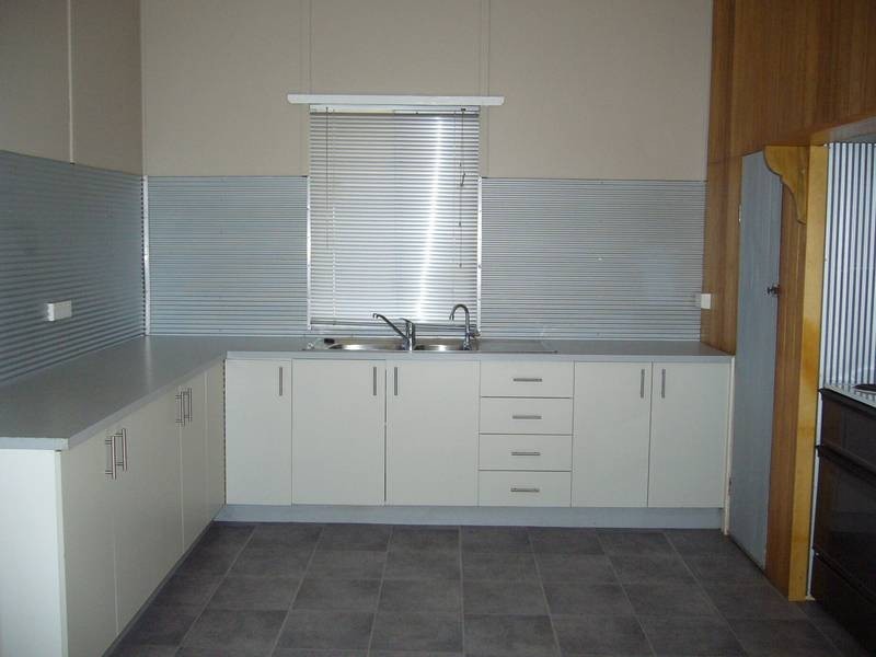 23 Bunya Street, Dalby QLD 4405