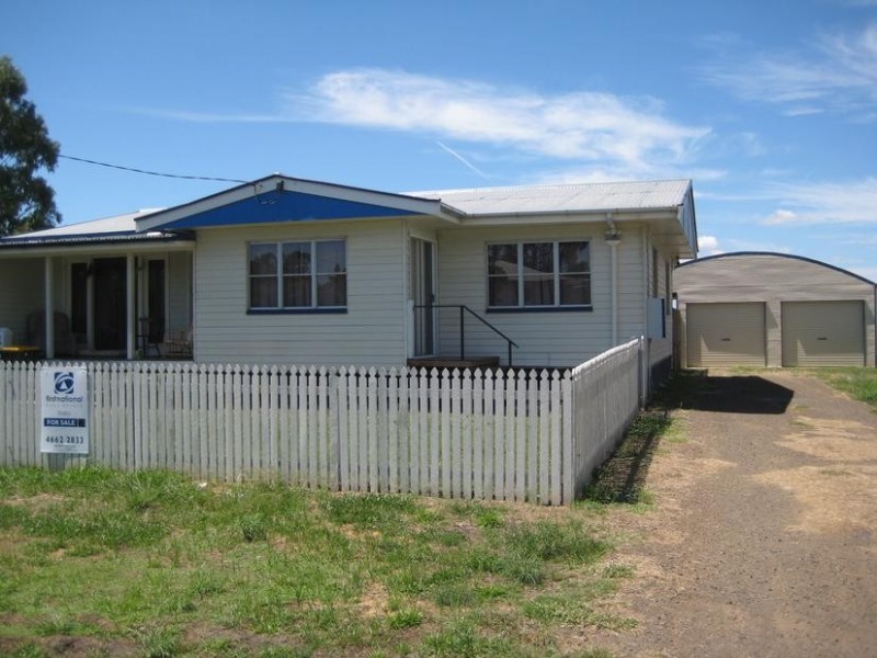 1 Jerome Street, Dalby QLD 4405