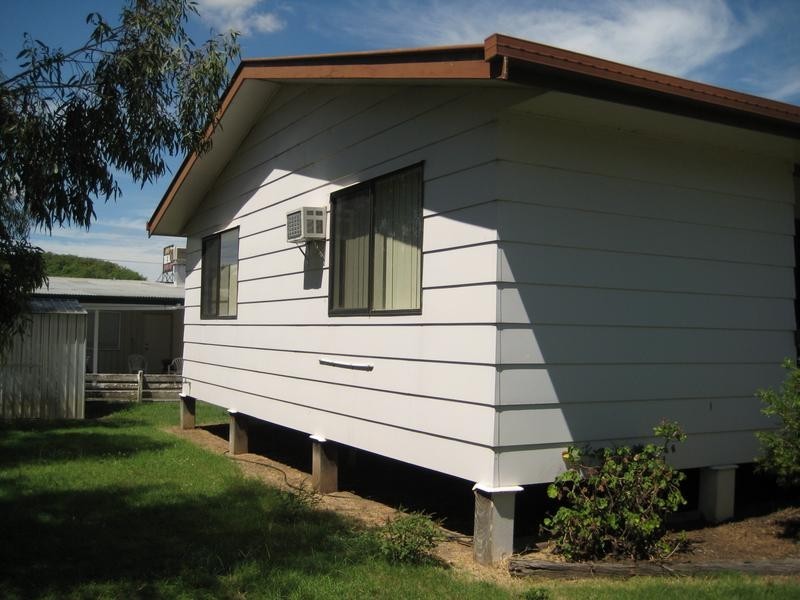 1, 2 &3/33 Moreton Street, Dalby QLD 4405