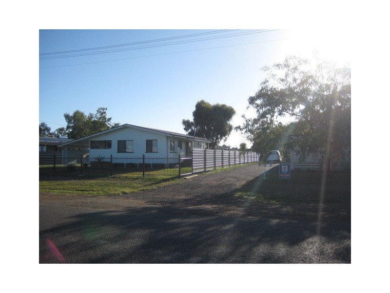 1, 2 &3/33 Moreton Street, Dalby QLD 4405