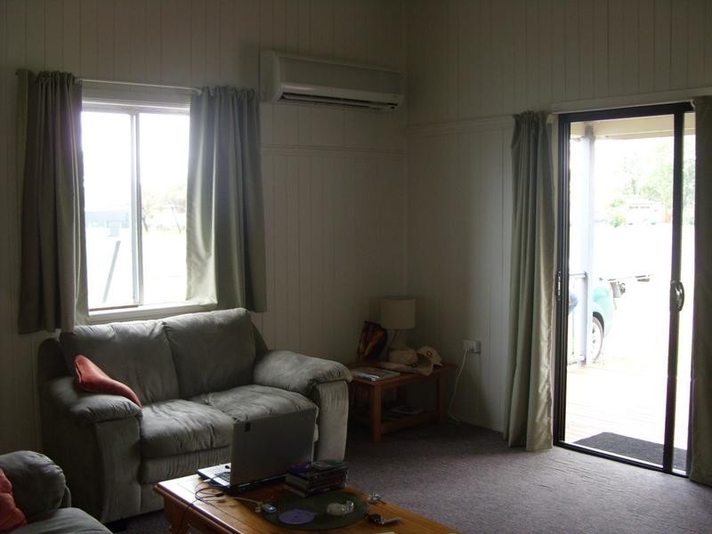 118 Edward Street, Dalby QLD 4405