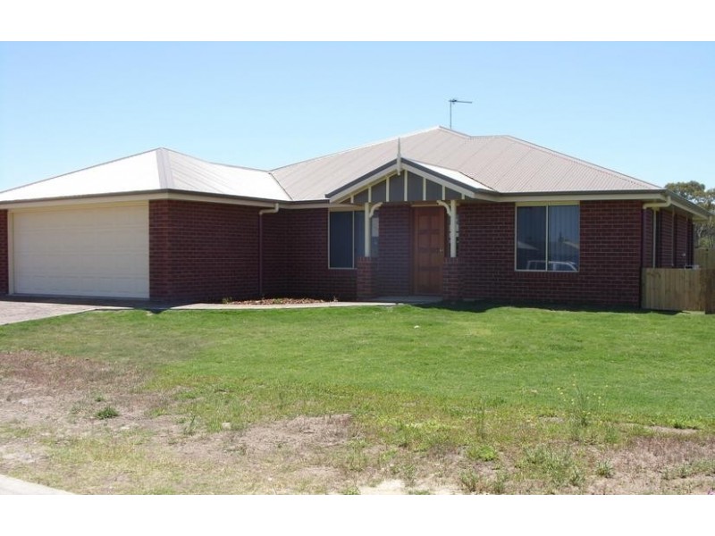 25 Glen Eagles Drive, Dalby QLD 4405