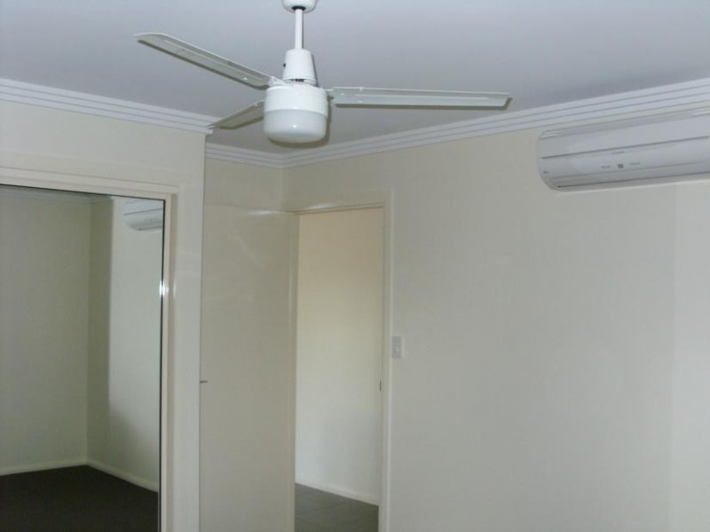 2/8 Jimbour St, Dalby QLD 4405