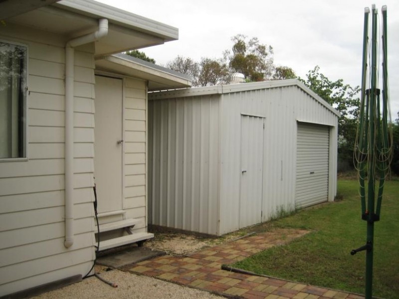 26 College Cr, Dalby QLD 4405
