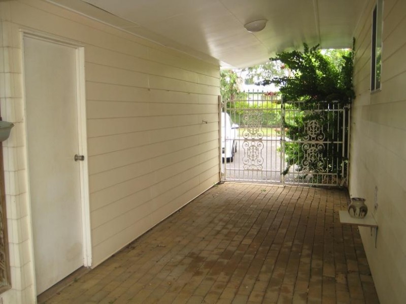 26 College Cr, Dalby QLD 4405