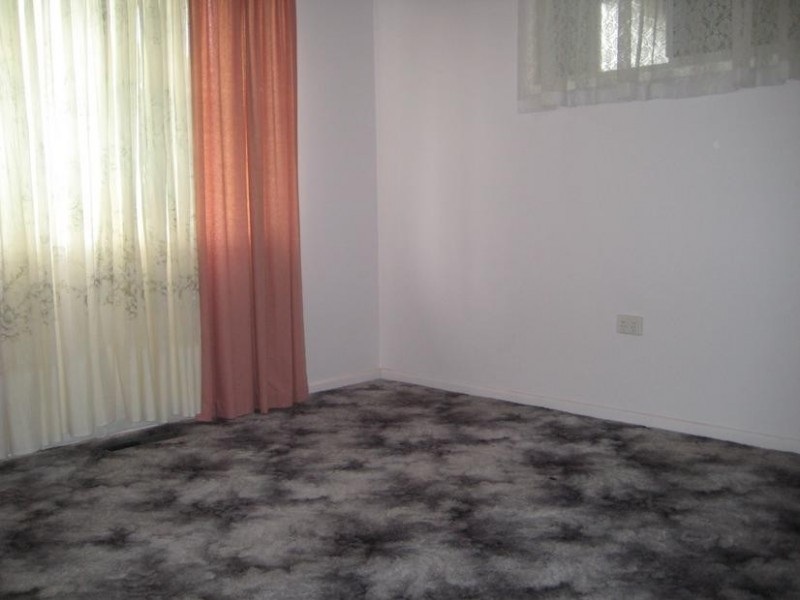 26 College Cr, Dalby QLD 4405