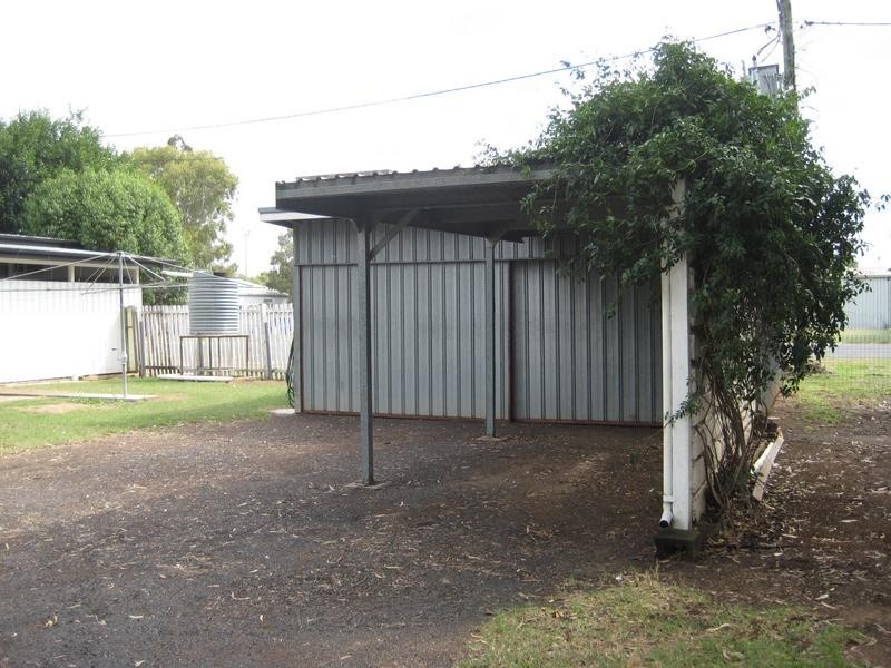 1 Rochedale Street, Dalby QLD 4405