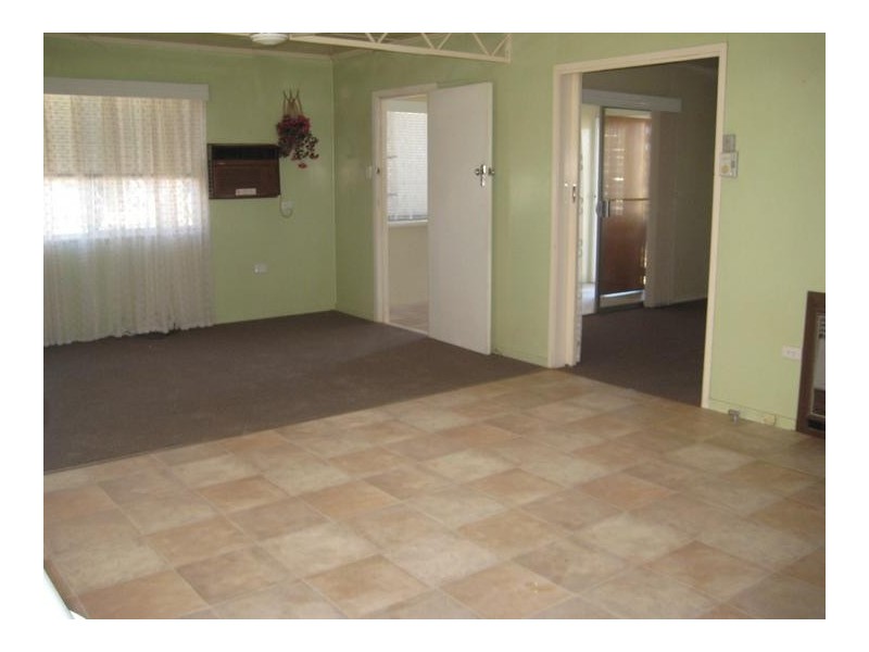 1 Rochedale Street, Dalby QLD 4405