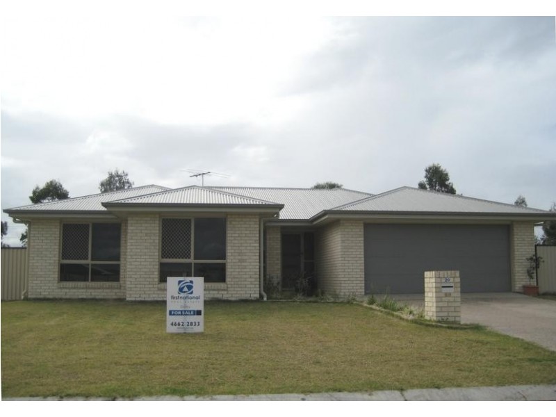 20 Gosden St, Dalby QLD 4405
