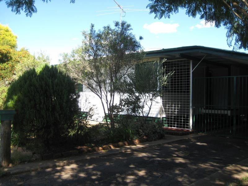 10 Twine Street, Dalby QLD 4405